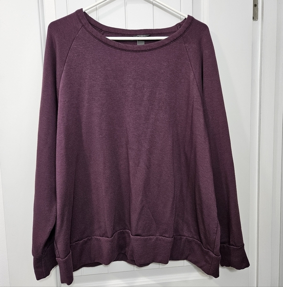 Eddie Bauer Tops - Eddie Bauer Women's XXL Plum Crewneck Sweatshirt